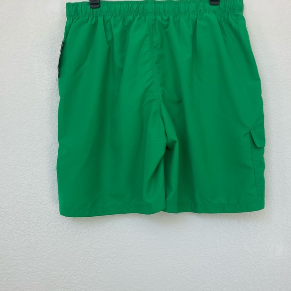 Kanu Surf Men's Green Cargo Swim Trunks Board Shorts Size XXL 9” Inseam NWT - Picture 2 of 4